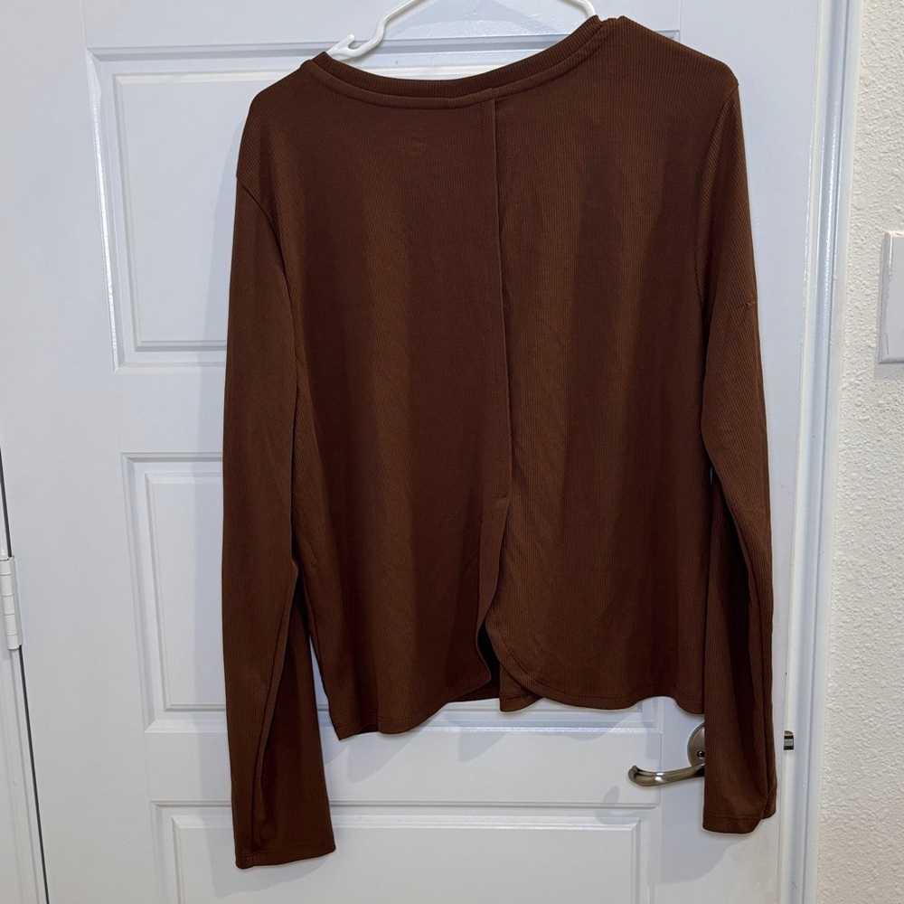 Freely Ribbed Performance Long Sleeve Top Brown XL Athleisure - Picture 4 of 6